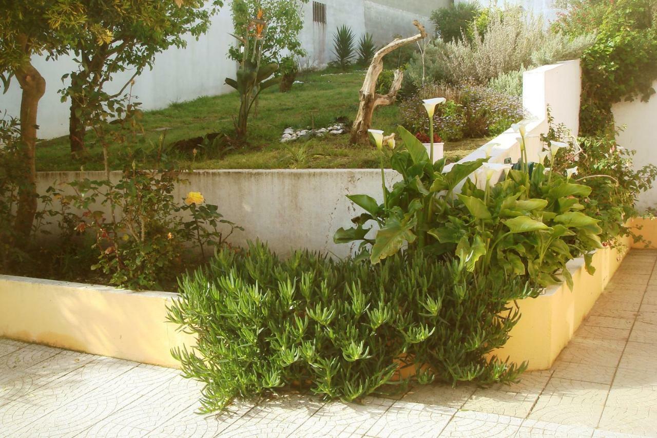 Campo De Oleandros Villa Lourinha  Luaran gambar